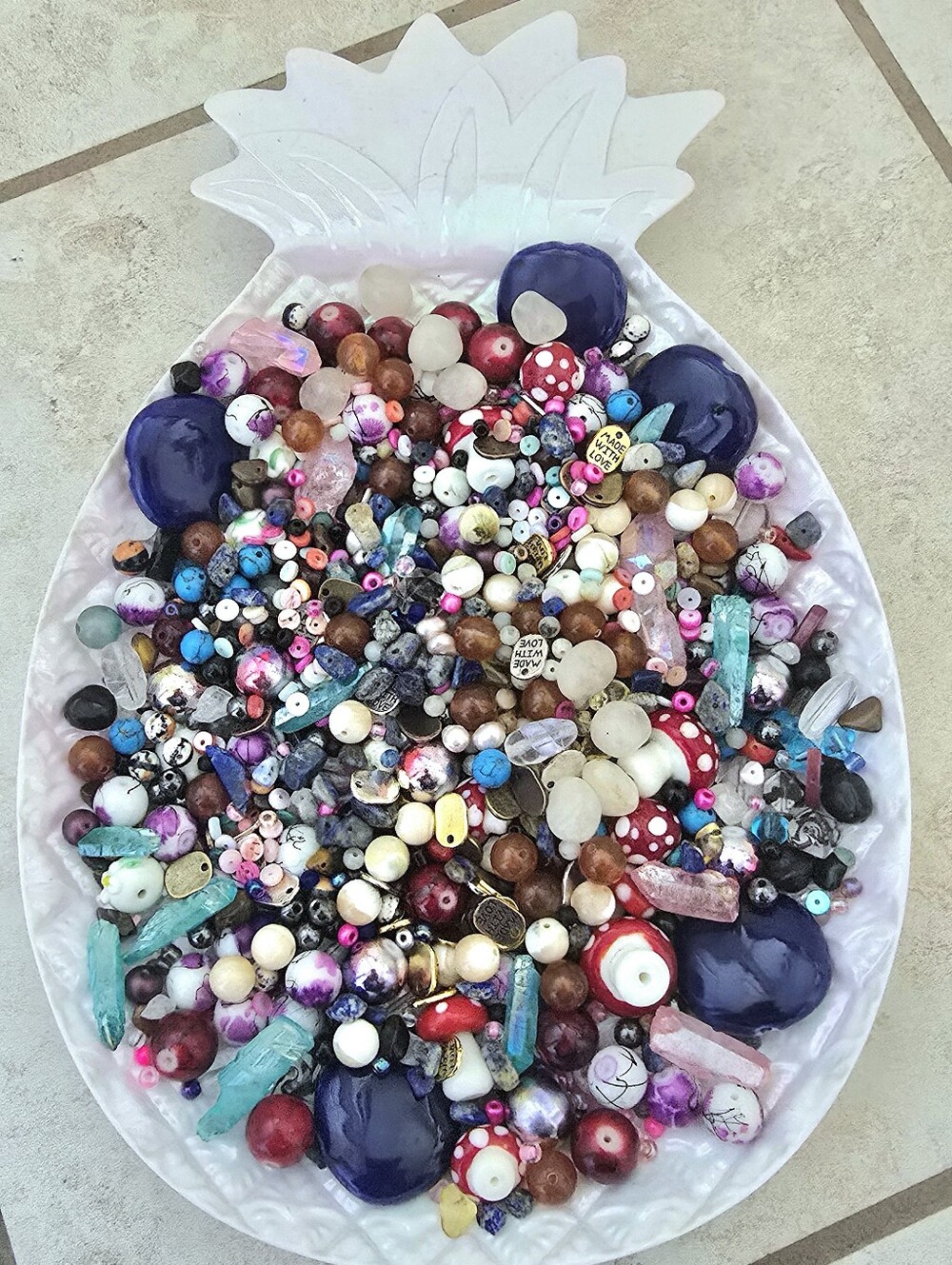 Mixed Women’s Jewelry Bead Lot in Multi-Color Over 1 Pound